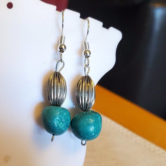 Silver Tone Hook Metal and Howlite Bead Earrings - Picture 3 of 3